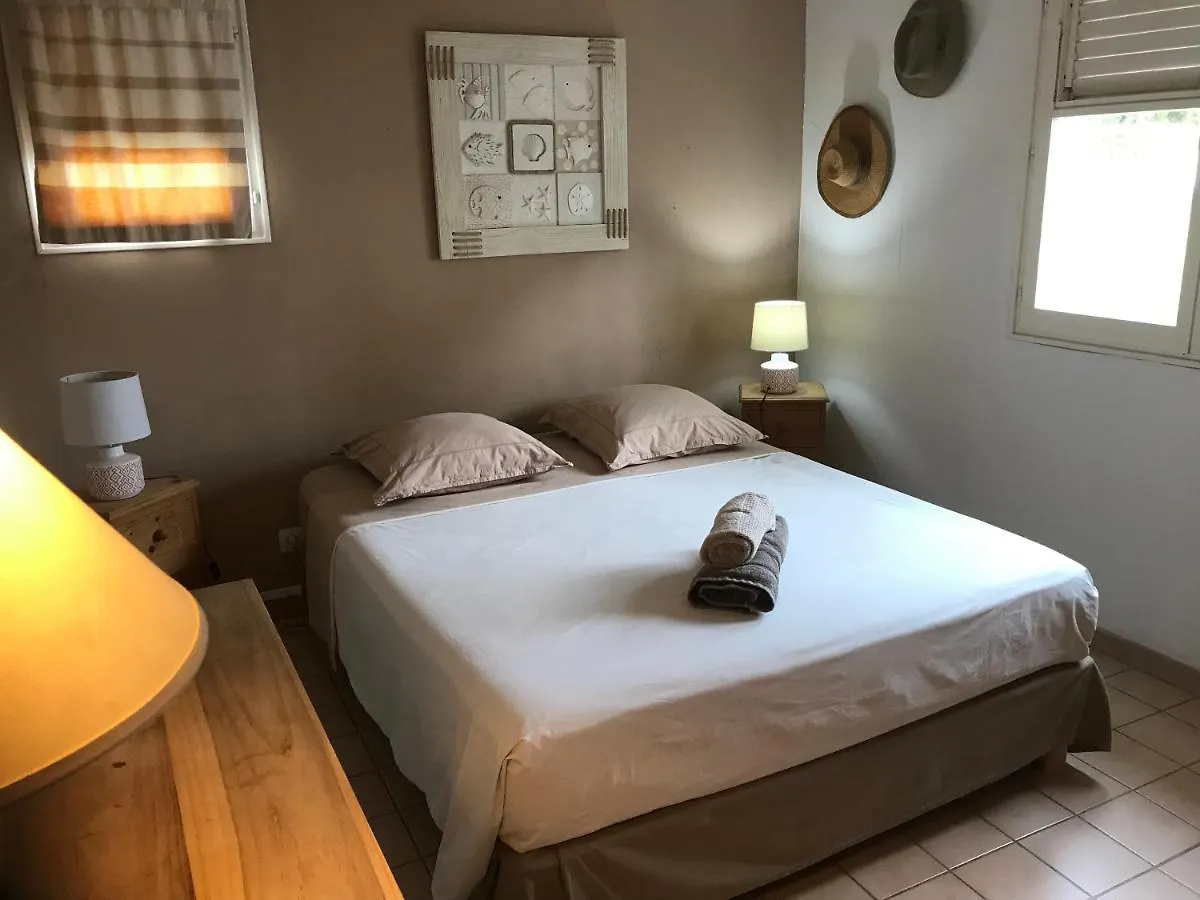 Nyaraló Maison Saint Exupery Avec Piscine Le François
